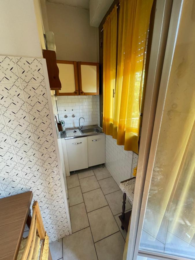 Gramsci First Apartment Modena Exterior photo